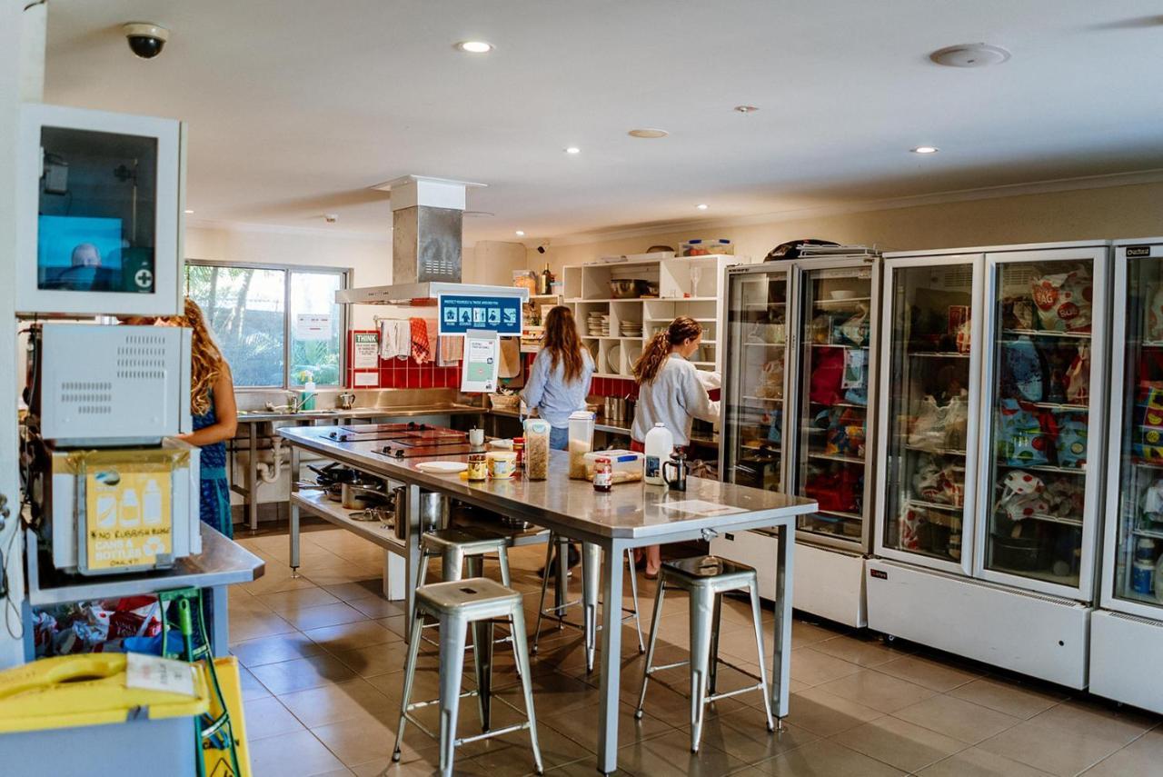 Noosa Flashpackers Sunshine Beach Exterior photo