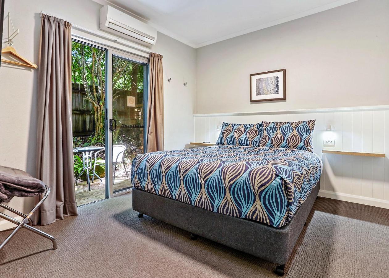Noosa Flashpackers Sunshine Beach Exterior photo